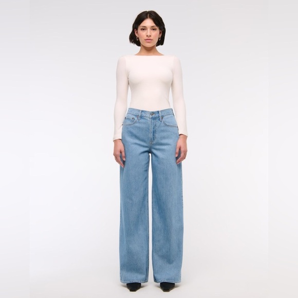 Abercrombie & Fitch Denim - NWT A&F High Rise Wide Leg Jean Medium Wash 34 Long